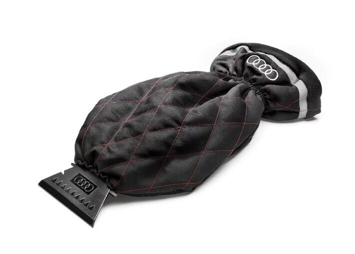 Audi jégkaparó kesztyűvel