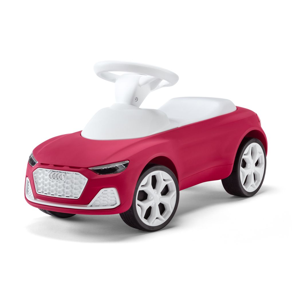 Audi Junior quattro lábbal hajtható kisautó, pink