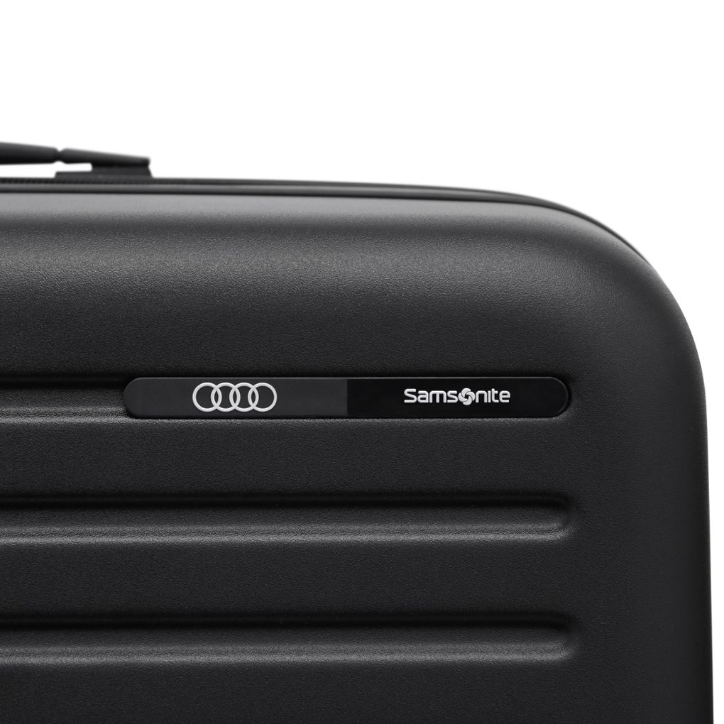Audi gurulós bőrönd, mattfekete