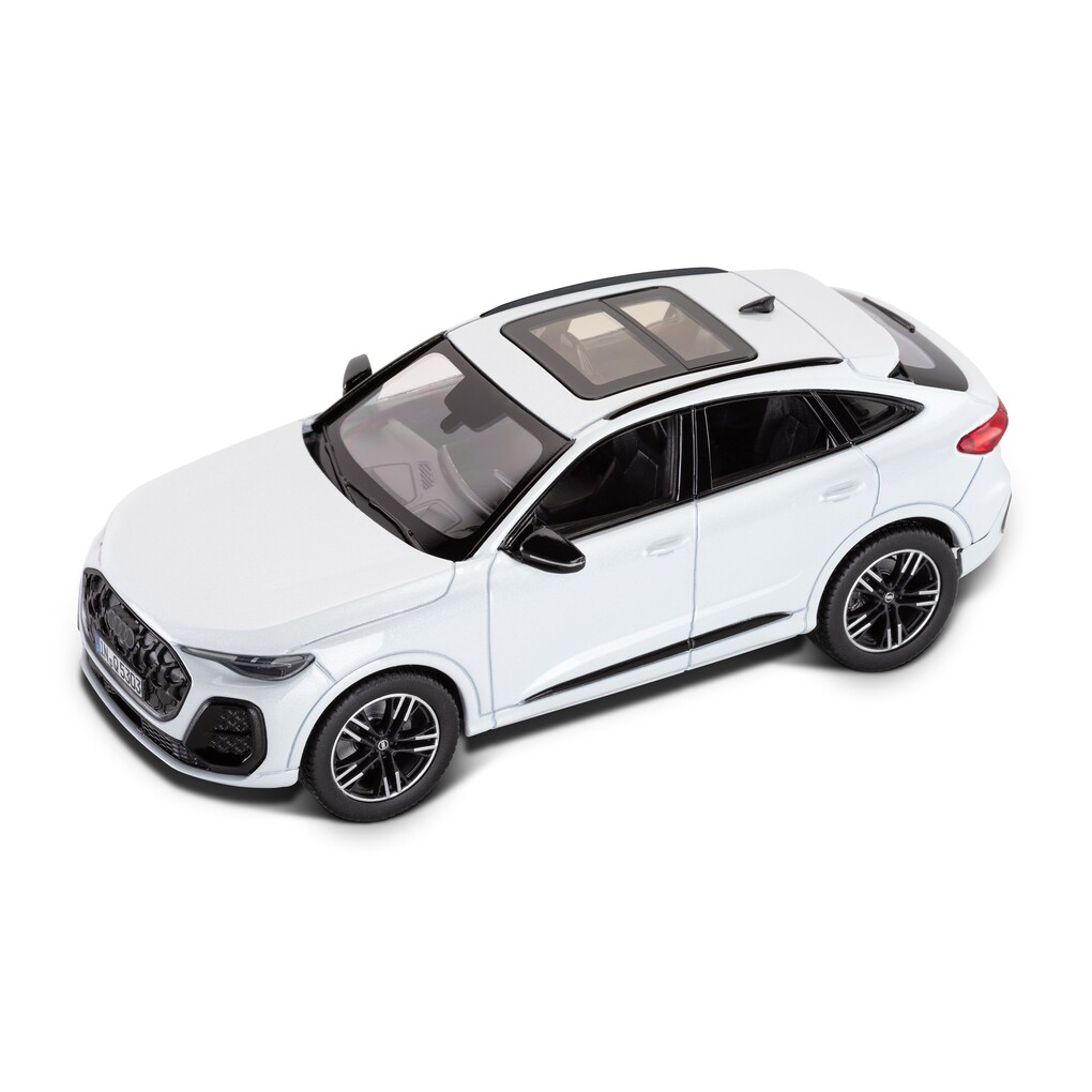 Audi Q5 Sportback modellautó 1:43 méretarányban, Gleccserfehér